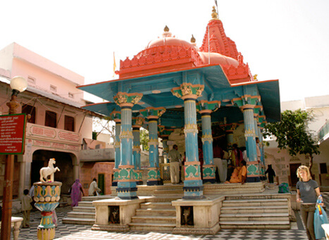 Brahma Temple Tour in Pushkar