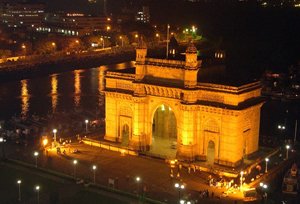 Mumbai-Jaipur-Delhi Train Tour