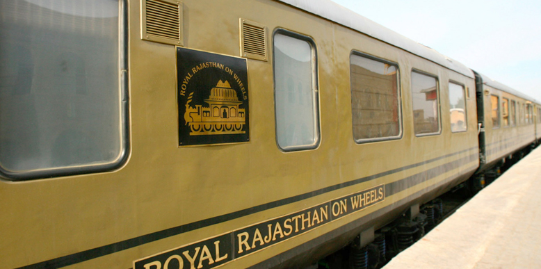 royal-rajasthan-on-wheels