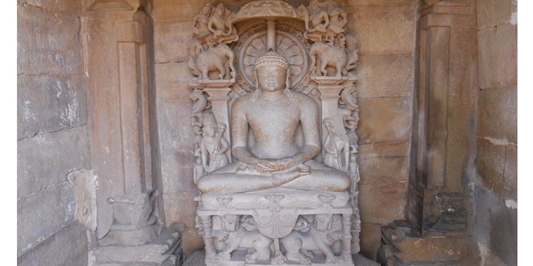 Lord Mahavira Idol