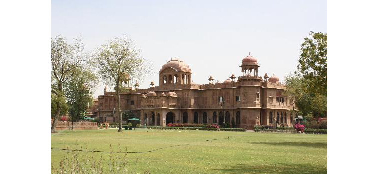 lalgarh-palace