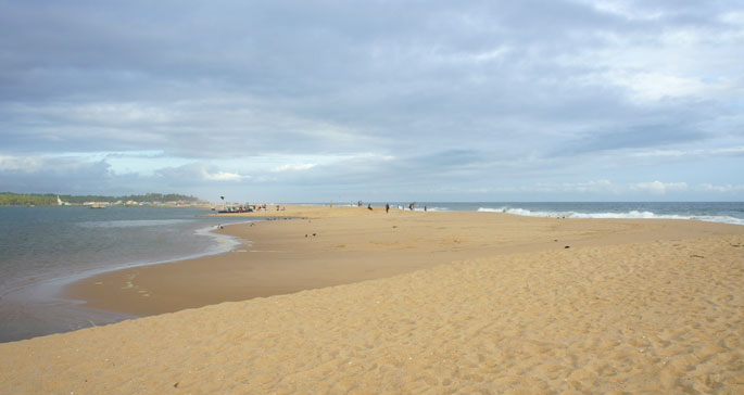 poovar-beach