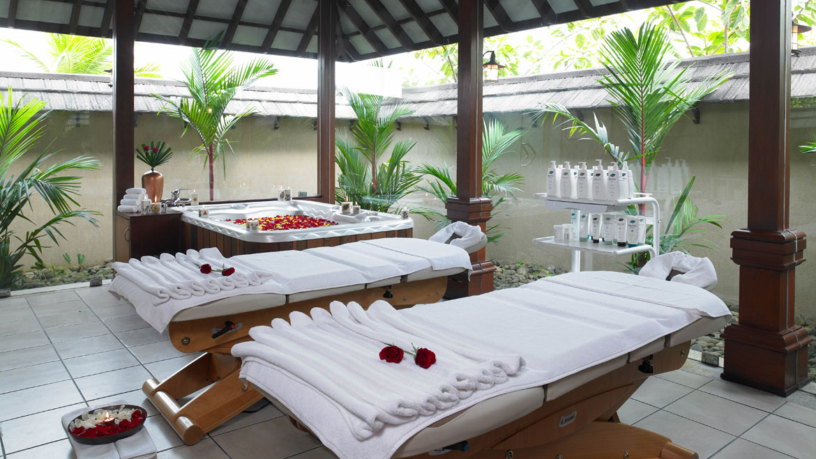 Best Luxury Ayurvedic Spa Resorts in Kerala 