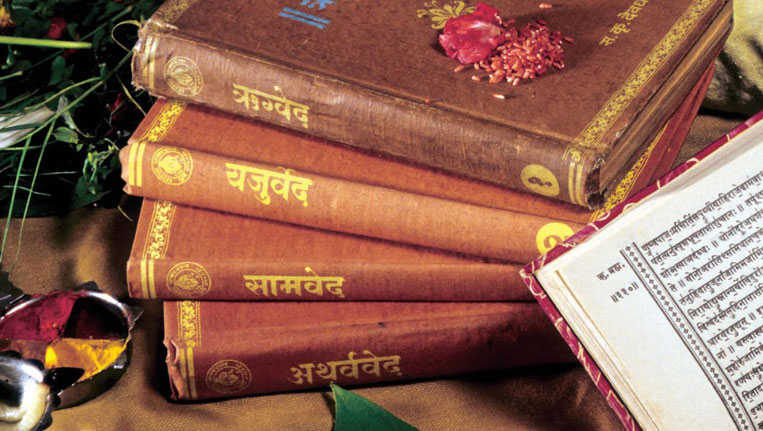 Hindu Granths - Books to Buy in India