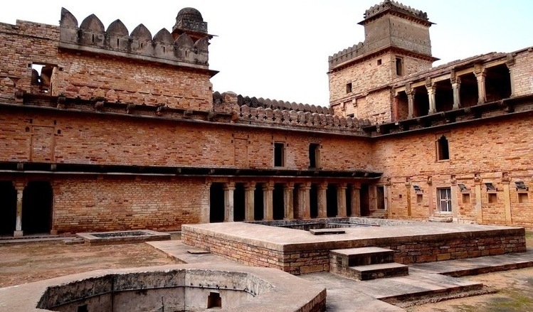 Chanderi Fort