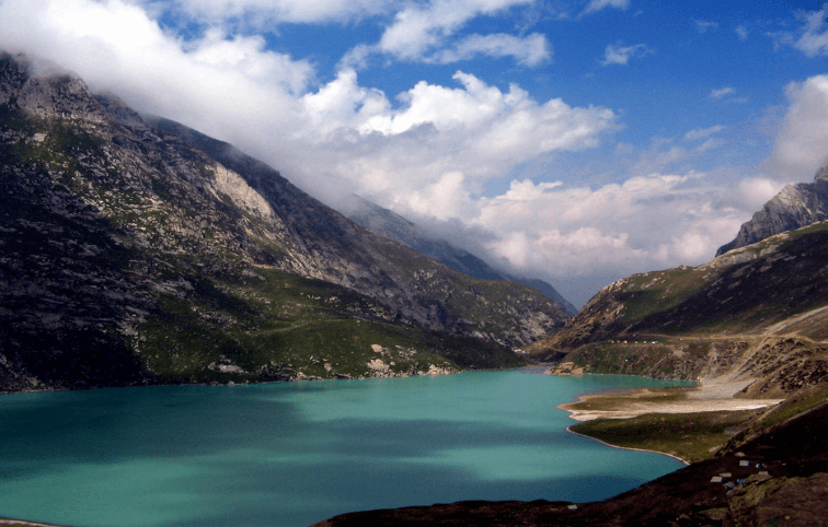 Sheshnag Lake