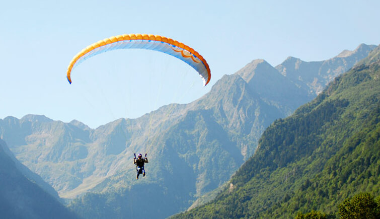 Paragliding-in-corbett