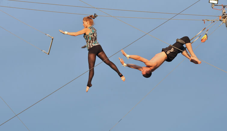 Flying-Trapeze-at-Siloso-Beach