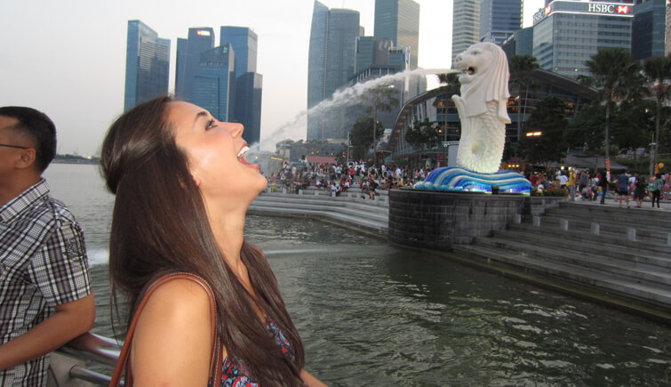 Quench your thirst by Merlion