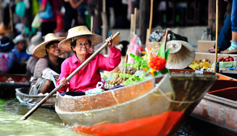 Damnoen Saduak The Floating Market of Bangkok