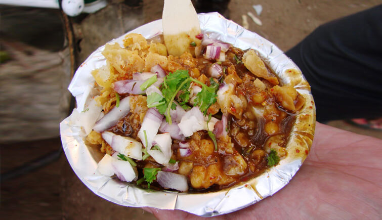 Delicious and cheap street food of Khajuraho