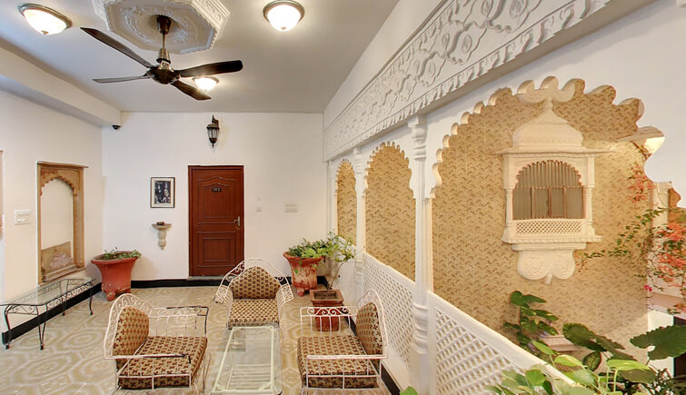 Bundi Mahal for luxurious stay in Bundi