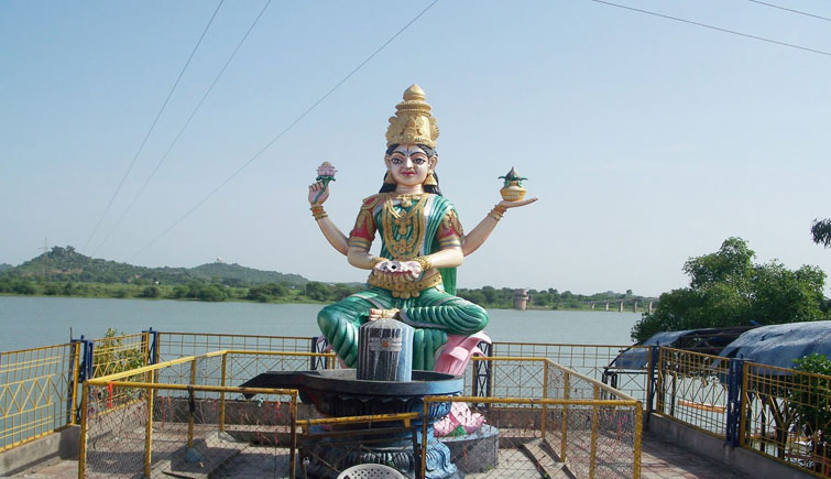 Gnana Saraswati Temple, Basar