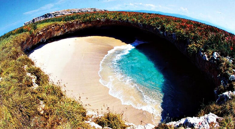 Hidden Beach Playa del Amor