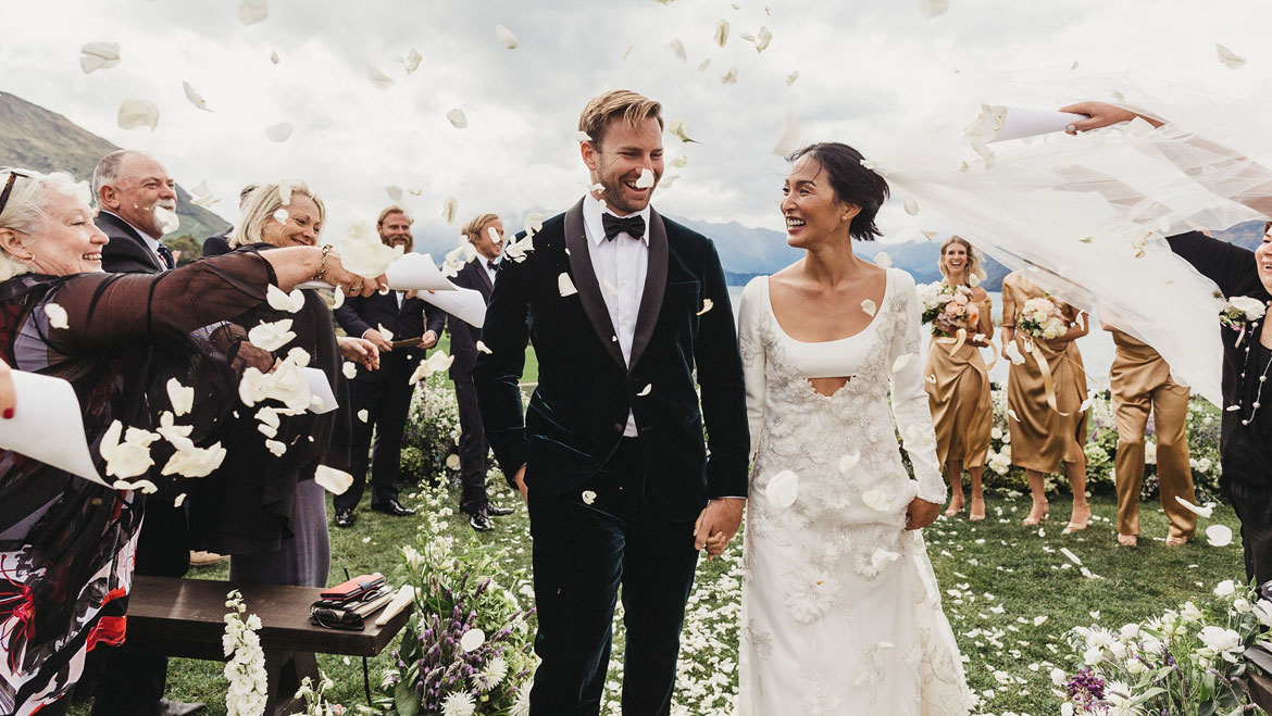 Ten Ways Wedding Planner Can Make Everyone Happy During the Wedding 