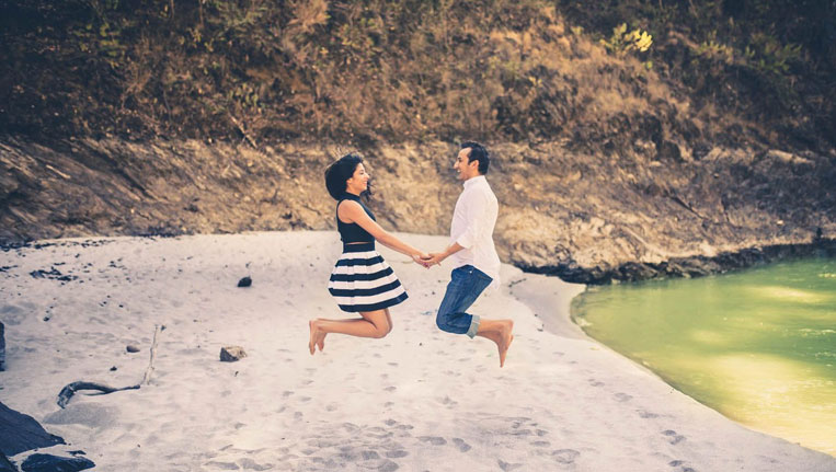 Rishikesh Pre Wedding Photos Shoot