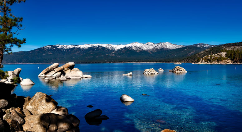 Blue-Lake,-New-Zealand_
