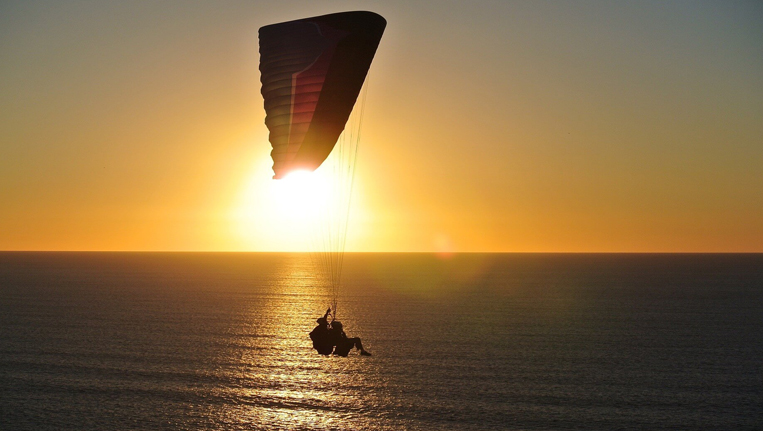 Sundown-Parasailing