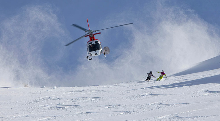 Heli skiing, new zealand