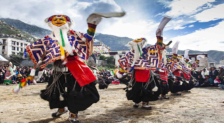 Shoton Festival in Lhasa
