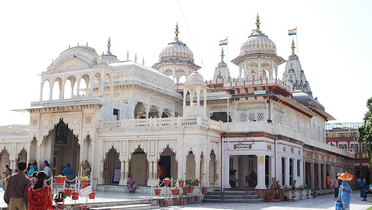 Shri Mahavir Ji Temple, Karauli