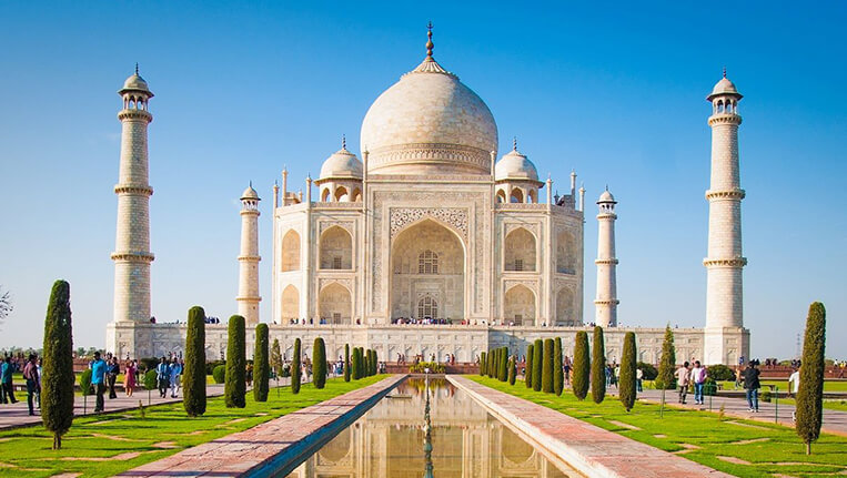 Taj- The city showcasing symble of love