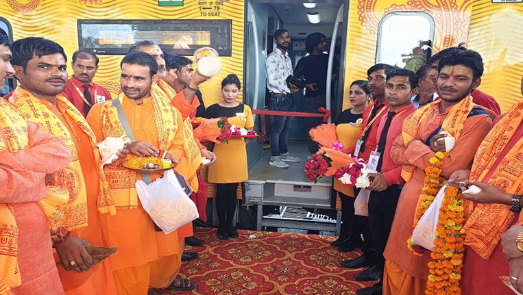 Tejas Express Inaugration Time