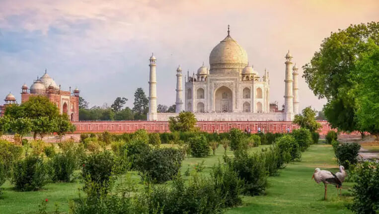 New viewpoint for the Taj Mahal