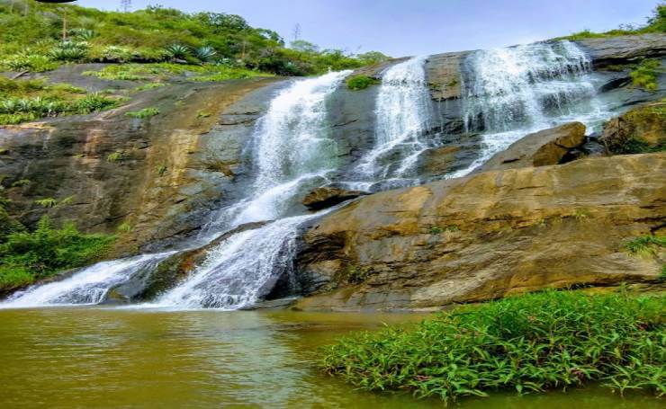 Kalhatti Waterfalls Ooty