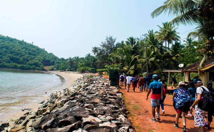 Gokarna-Beach-Trek-Camping-Karnataka