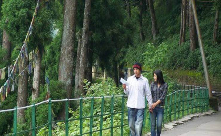 Love Road Darjeeling