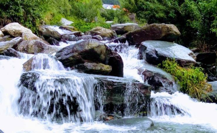Bhagsunag Waterfalls Dharamshala