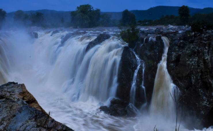 Hogenakkal Falls