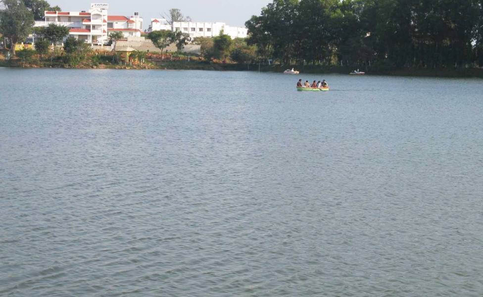 Punganoor Lake Yelagiri