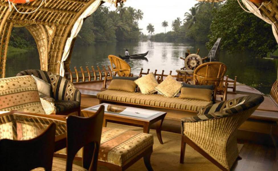 Luxury Houseboat Cruise Kerala
