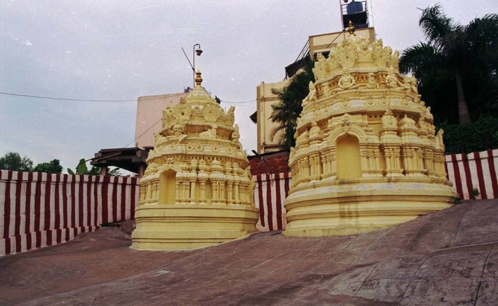 Gavi Gangadhareshwara Temple Bengaluru