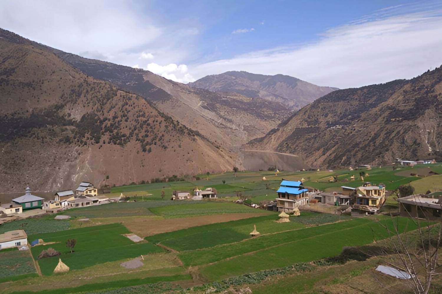 Doda Valley -Top Places to Visit in Jammu and Kashmir
