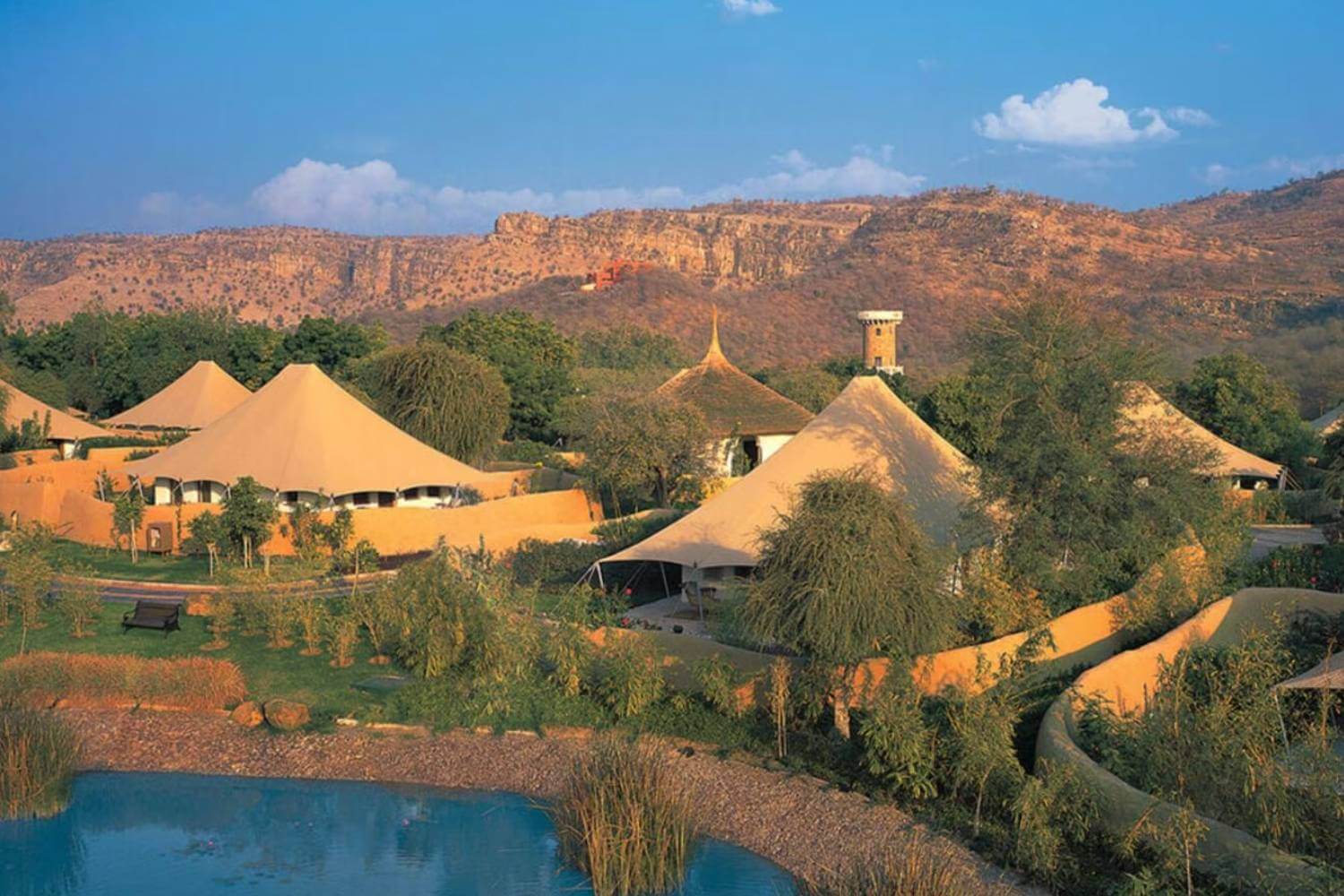 Oberoi Vanyavilas Wildlife Luxury Resort in Ranthambore