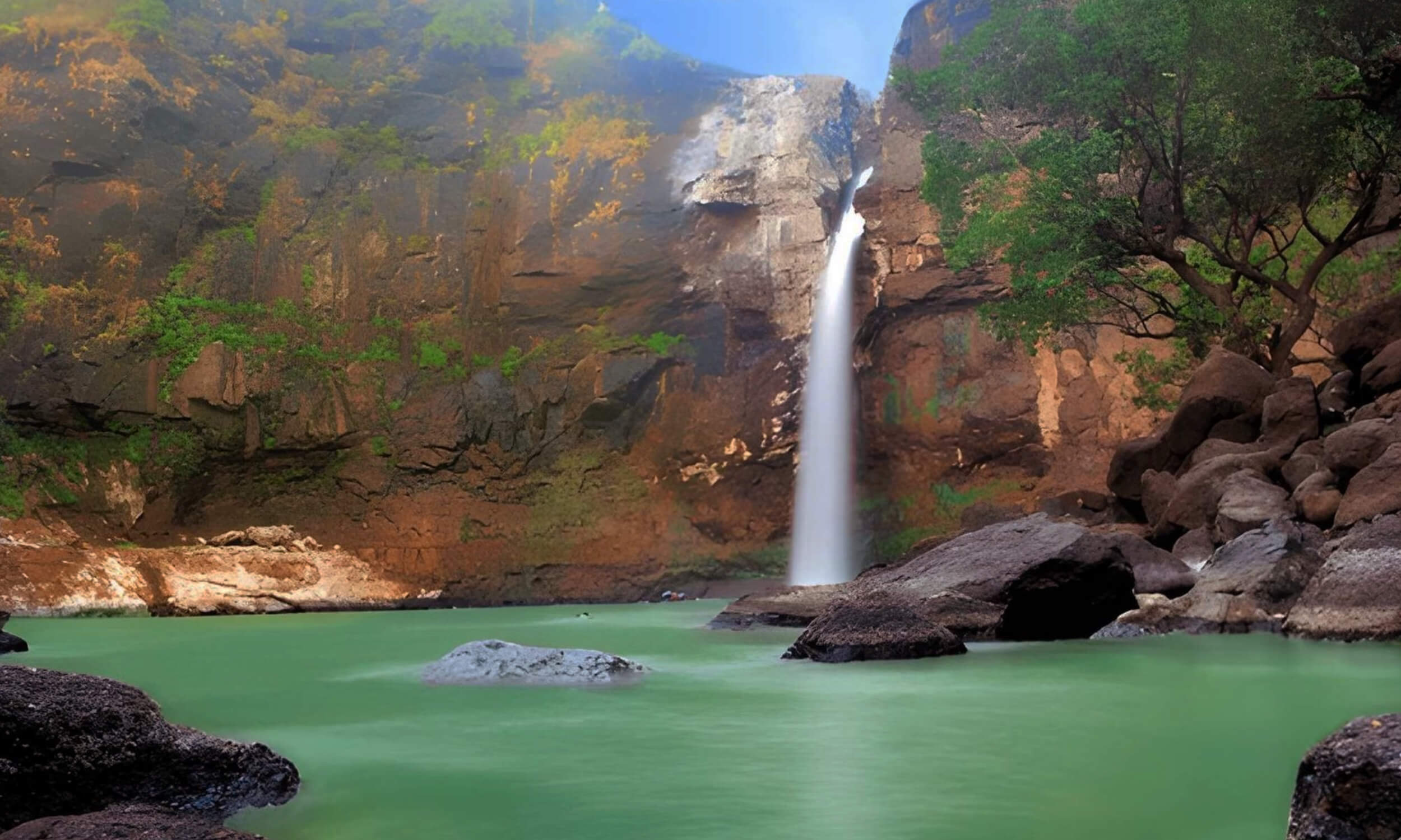 Dabhosa Waterfall-Jawhar Hill Station