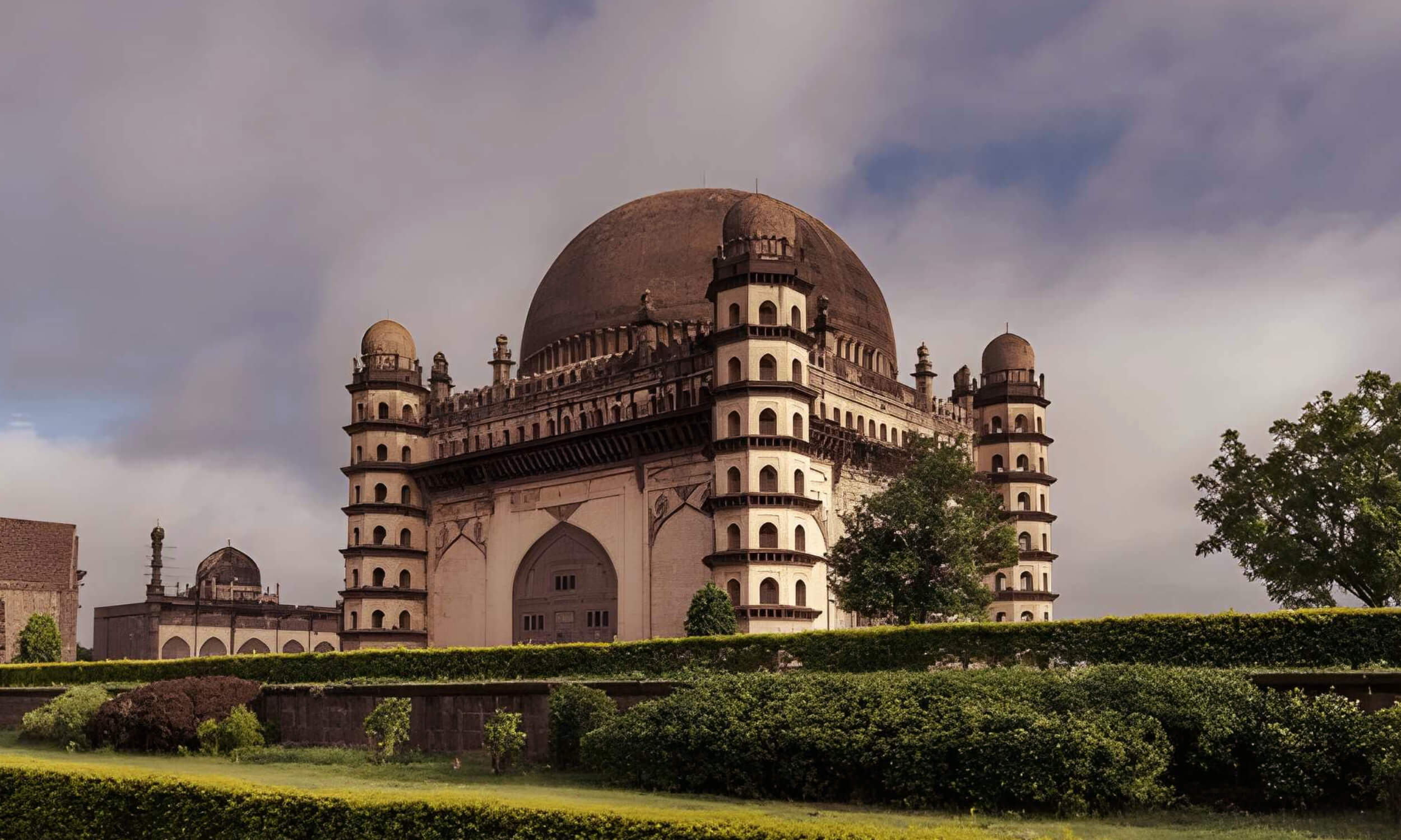 Gol Gumbaz in Bijapur