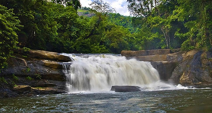 thommankuthu-falls