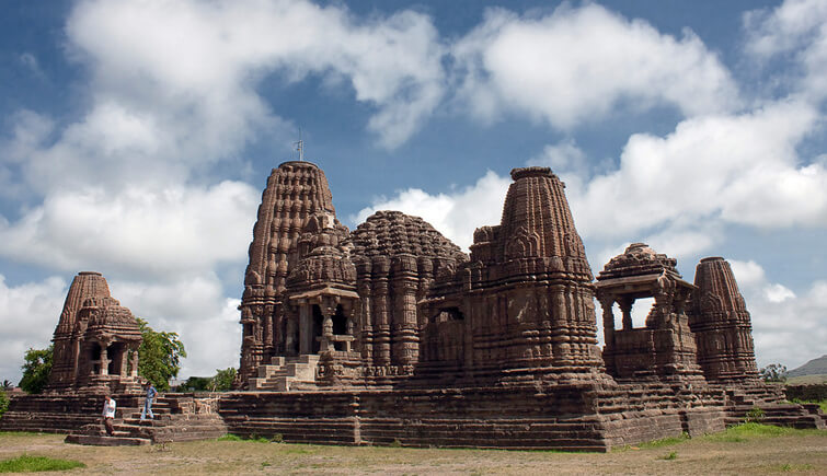 Top 40 Weekend Getaways from Mumbai | Best Places to Visit Near Mumbai