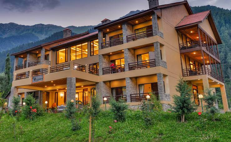 Best Hotels to Stay in Kashmir for a Memorable Trip | Tour My India