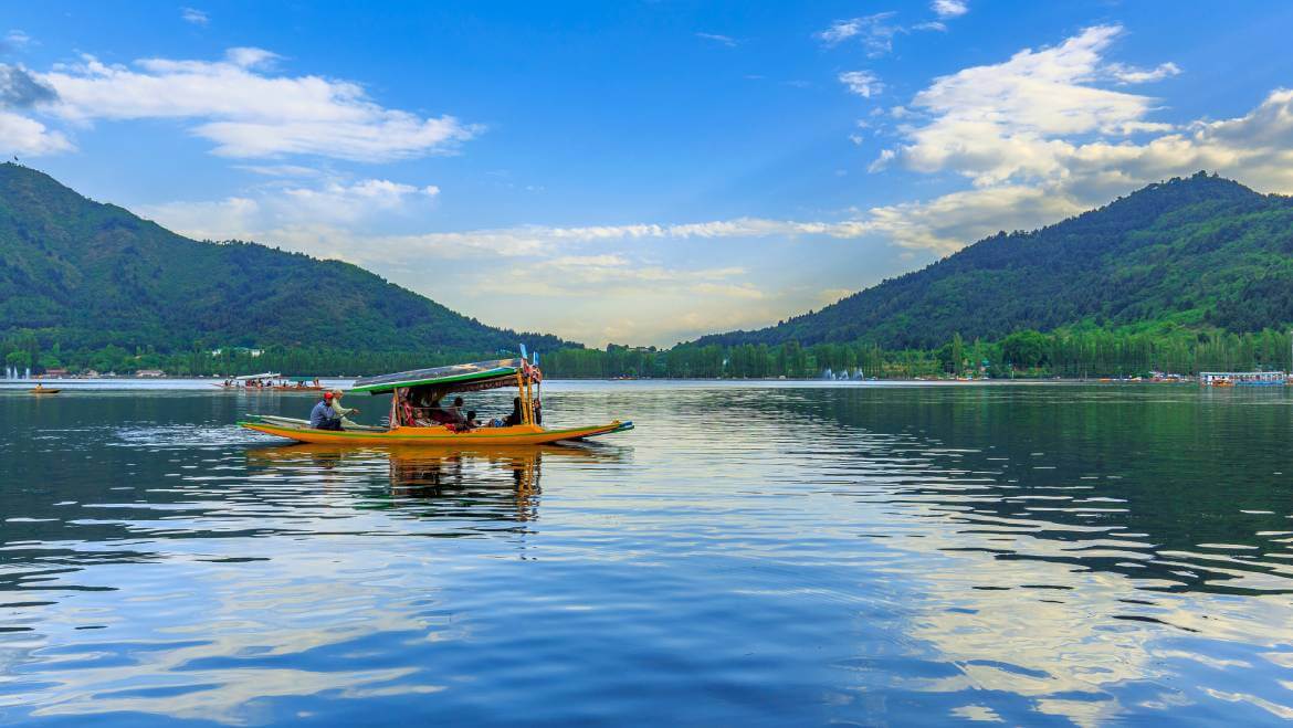Jammu and Kashmir Receives Major Tourist Footfalls Post Covid, Becomes Top Trending Destination in India in 2022