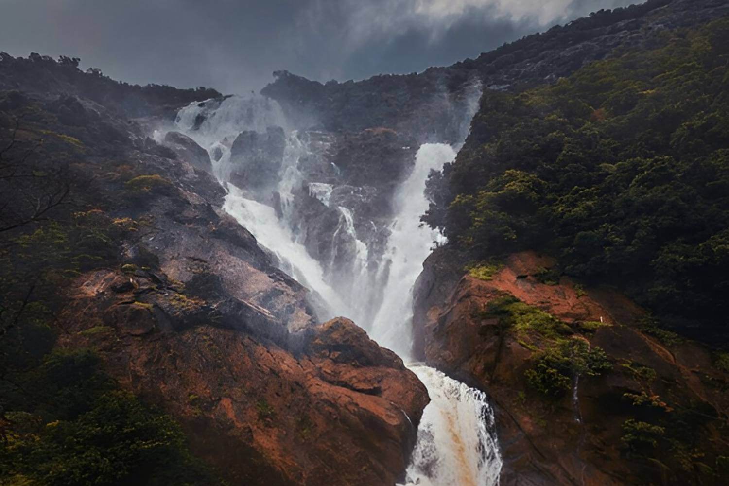 Top 9 Exciting Monsoon Activities For Tourists In India Tour My India