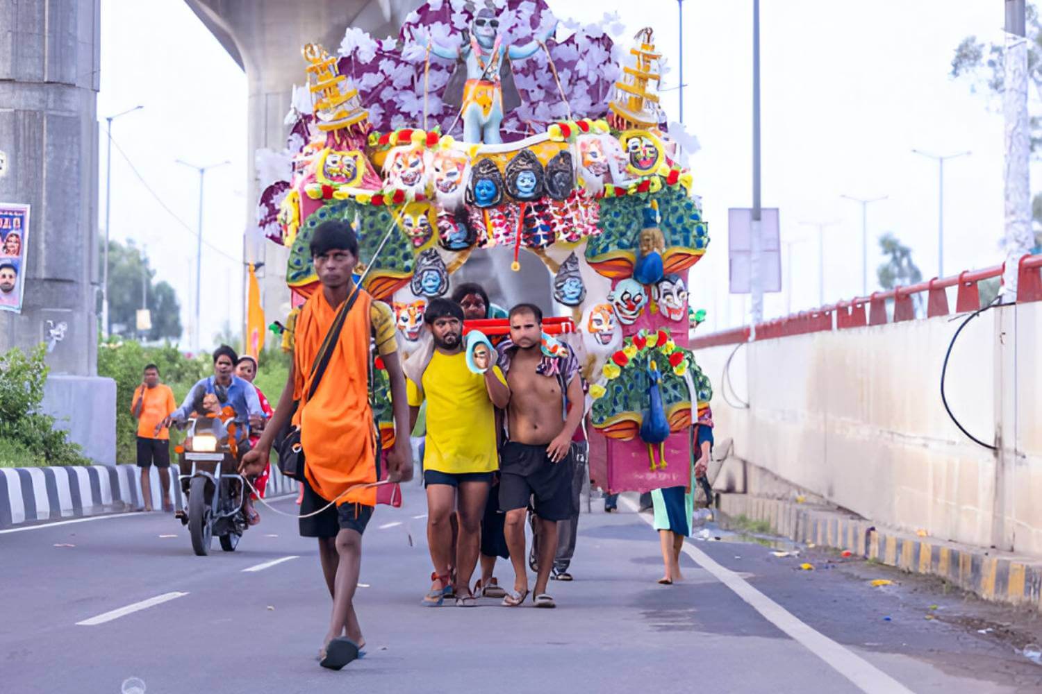 Kanwar Yatra 2025: History, Rituals, Routes & Dates | Tour My India