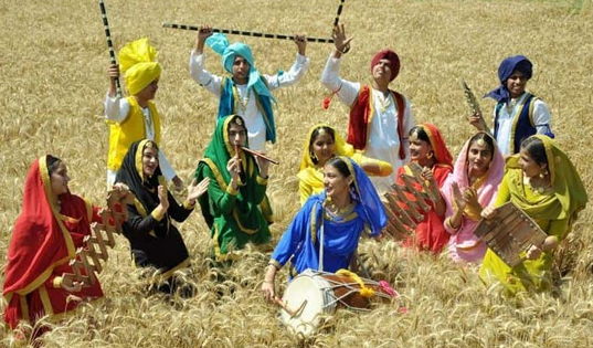 few lines on baisakhi in punjabi