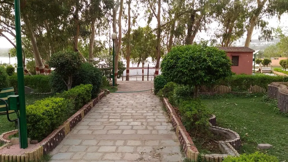 Chambal Garden