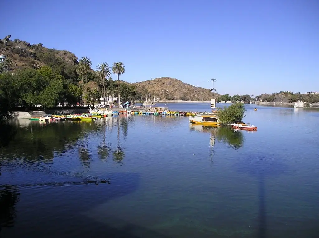 Nakki Lake