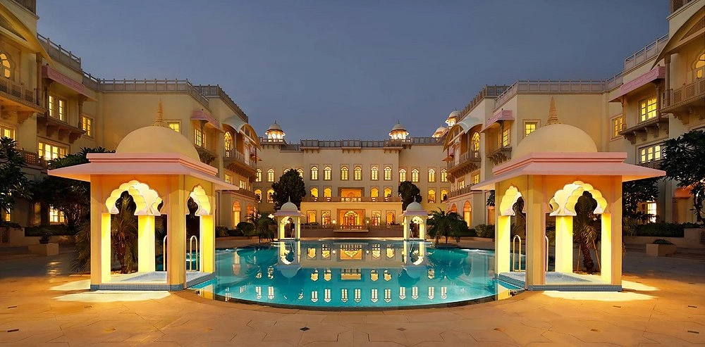 Vivanta By Taj-Hari Mahal